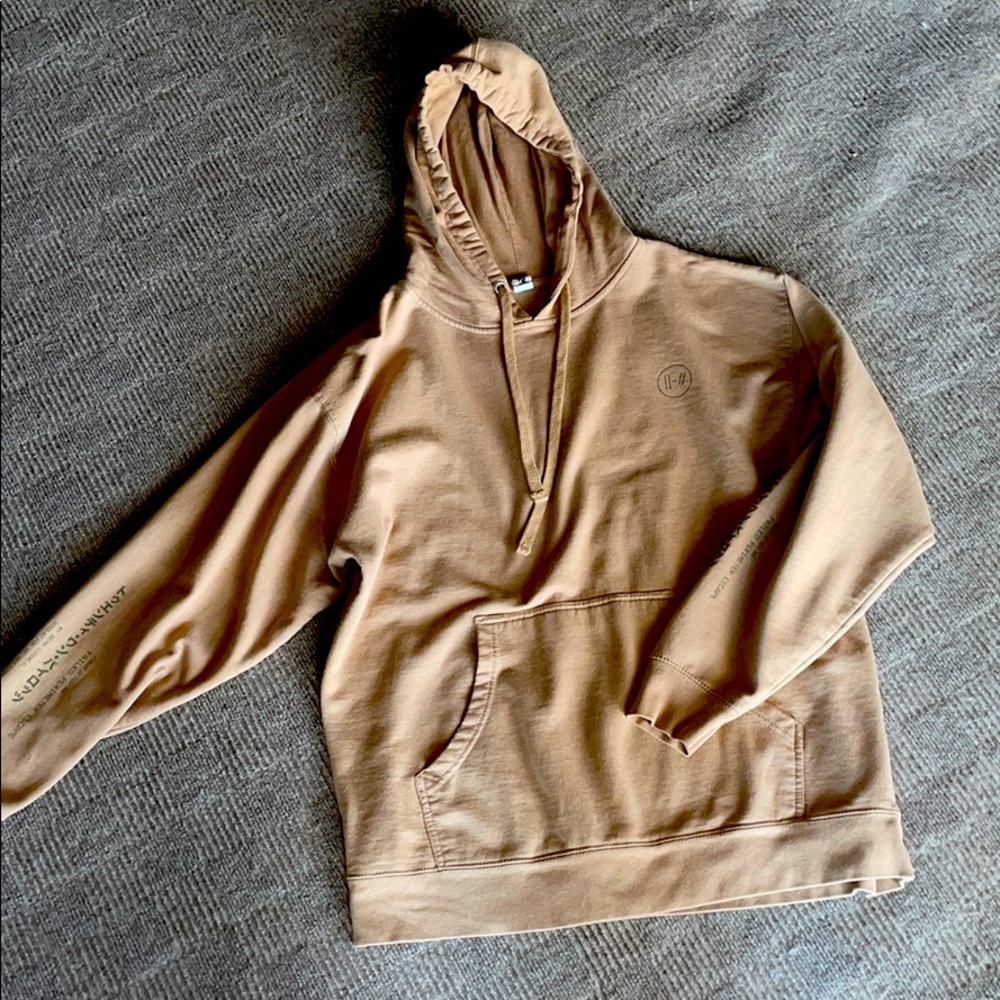 Twenty one pilots Large tan Hoodie